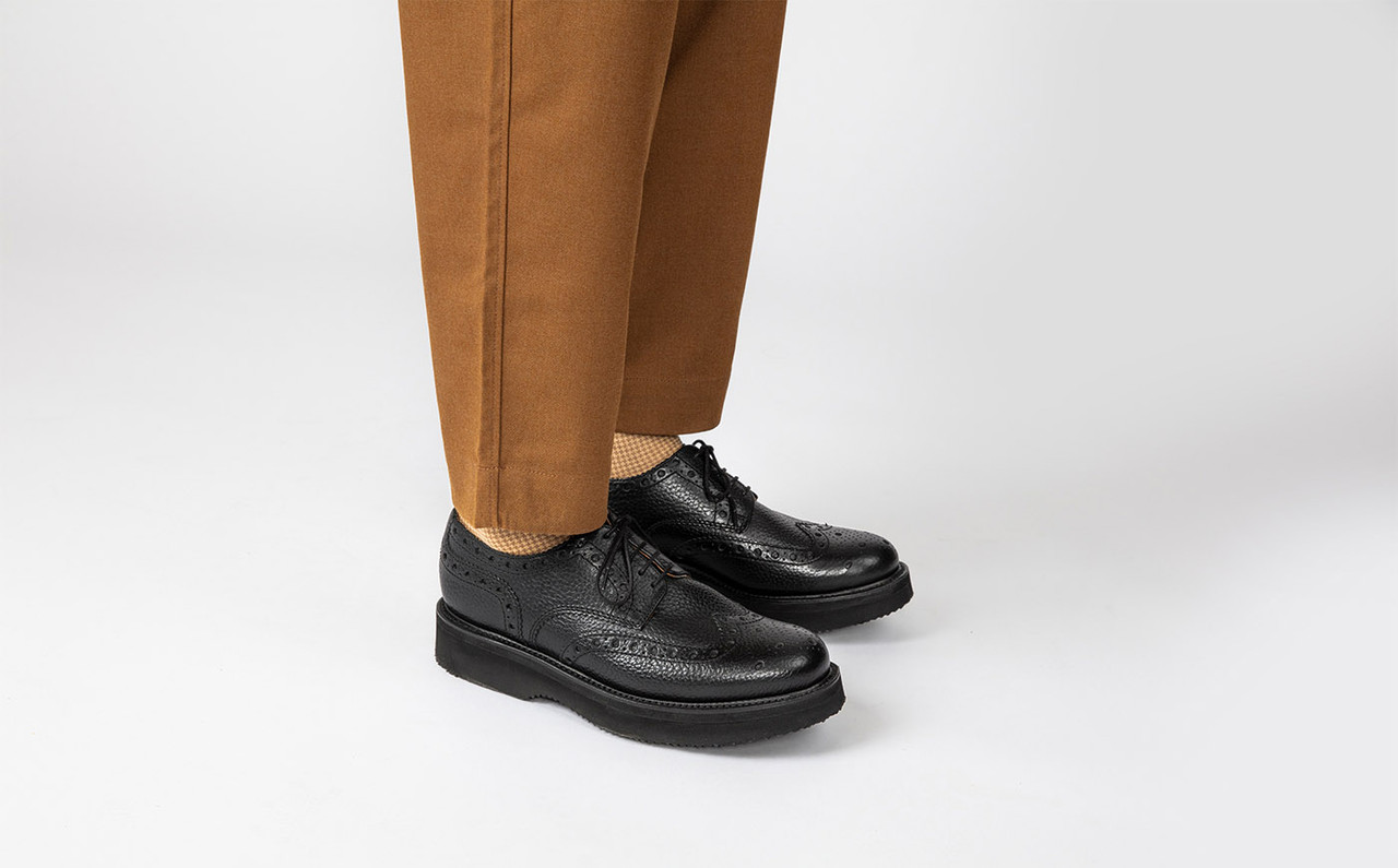 Archie | Mens Brogues in Black Grain 