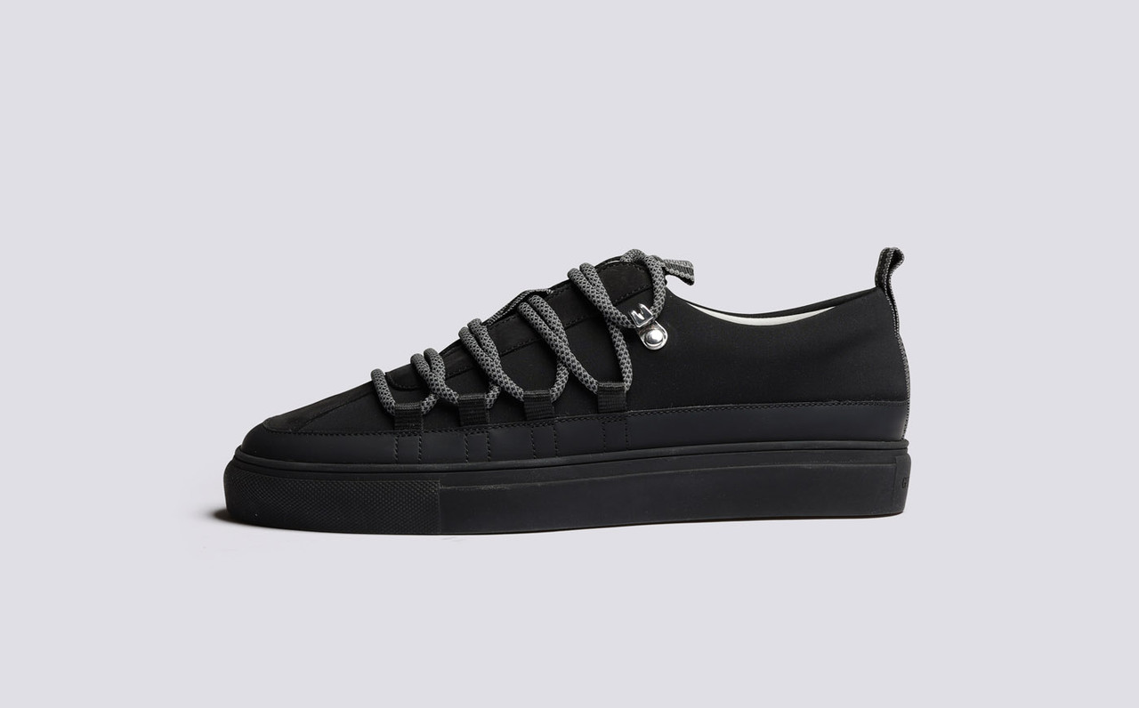 Ladies sneakers black deals