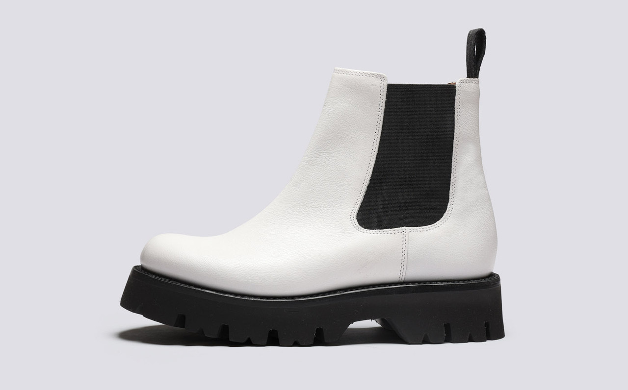 White heeled top chelsea boots