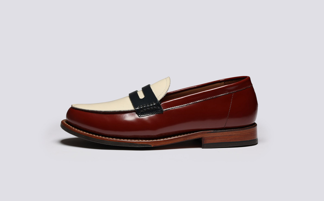 Lynn Womens Loafers in Burgundy Gloss Leather Grenson