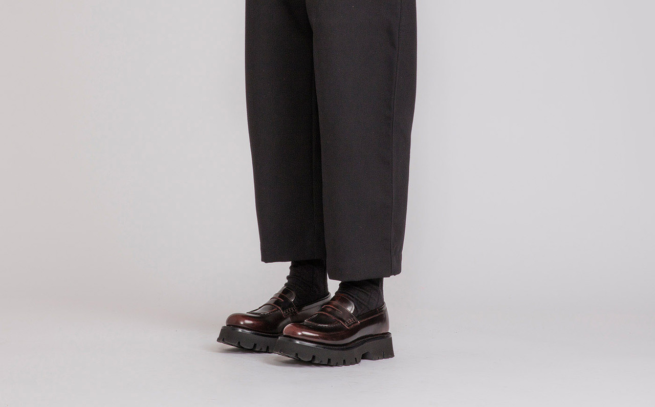 Hattie Womens Loafers in Burgundy Hi Shine Grenson