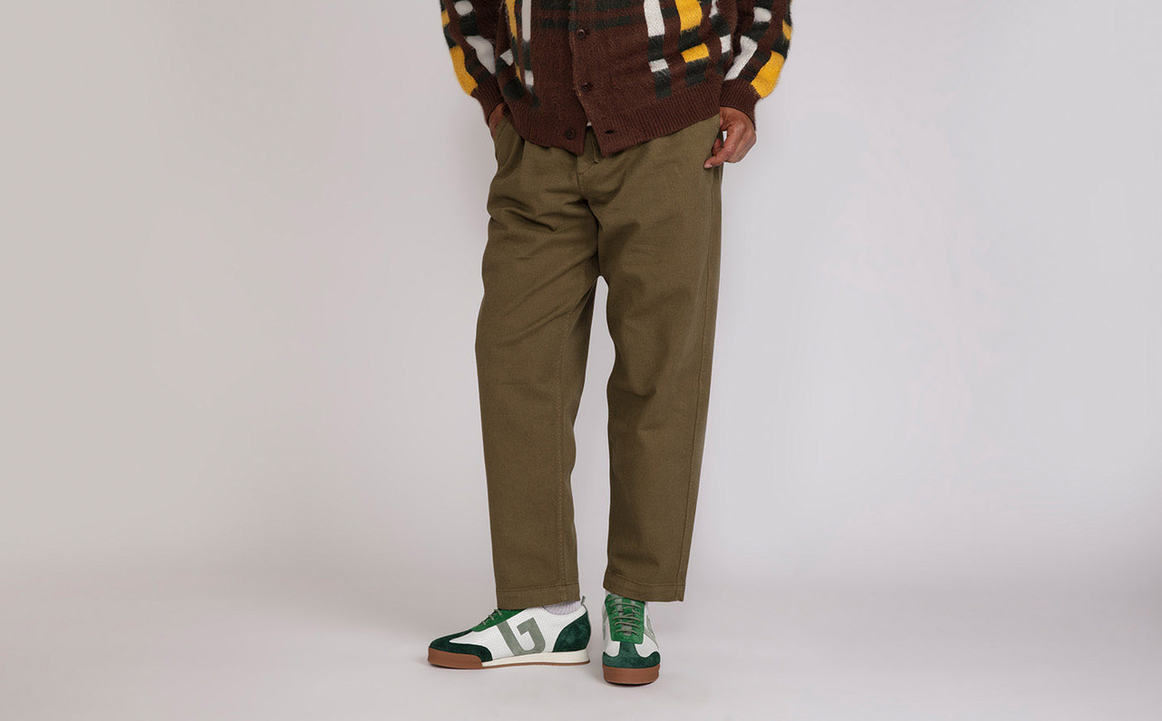 Sneaker 51 Mens Trainers in White and Green Grenson