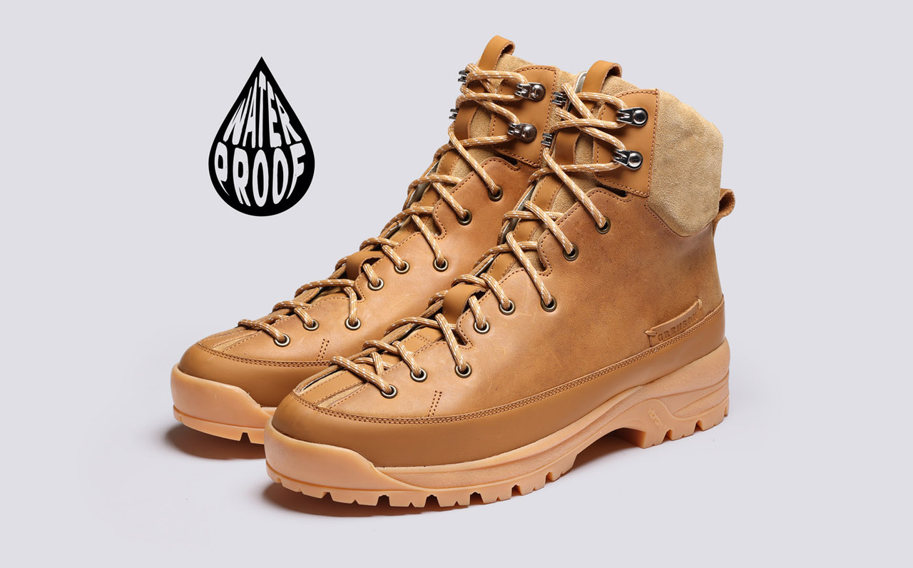Tan hotsell sneaker boots