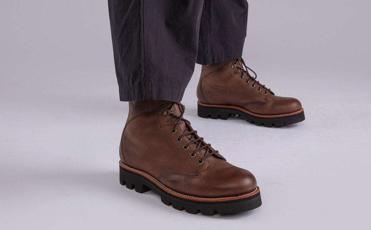 Emmett Mens Boots in Pecan Grain Leather Grenson