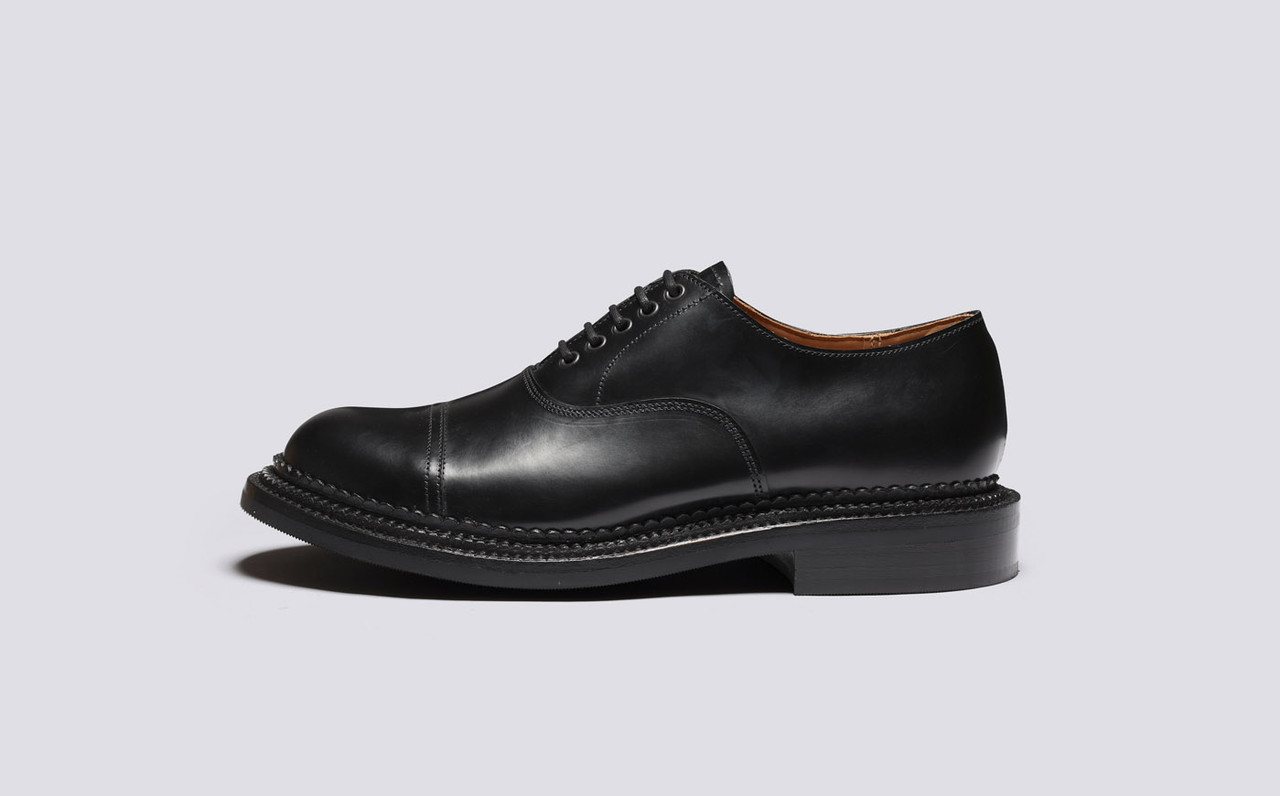 1600 shoes