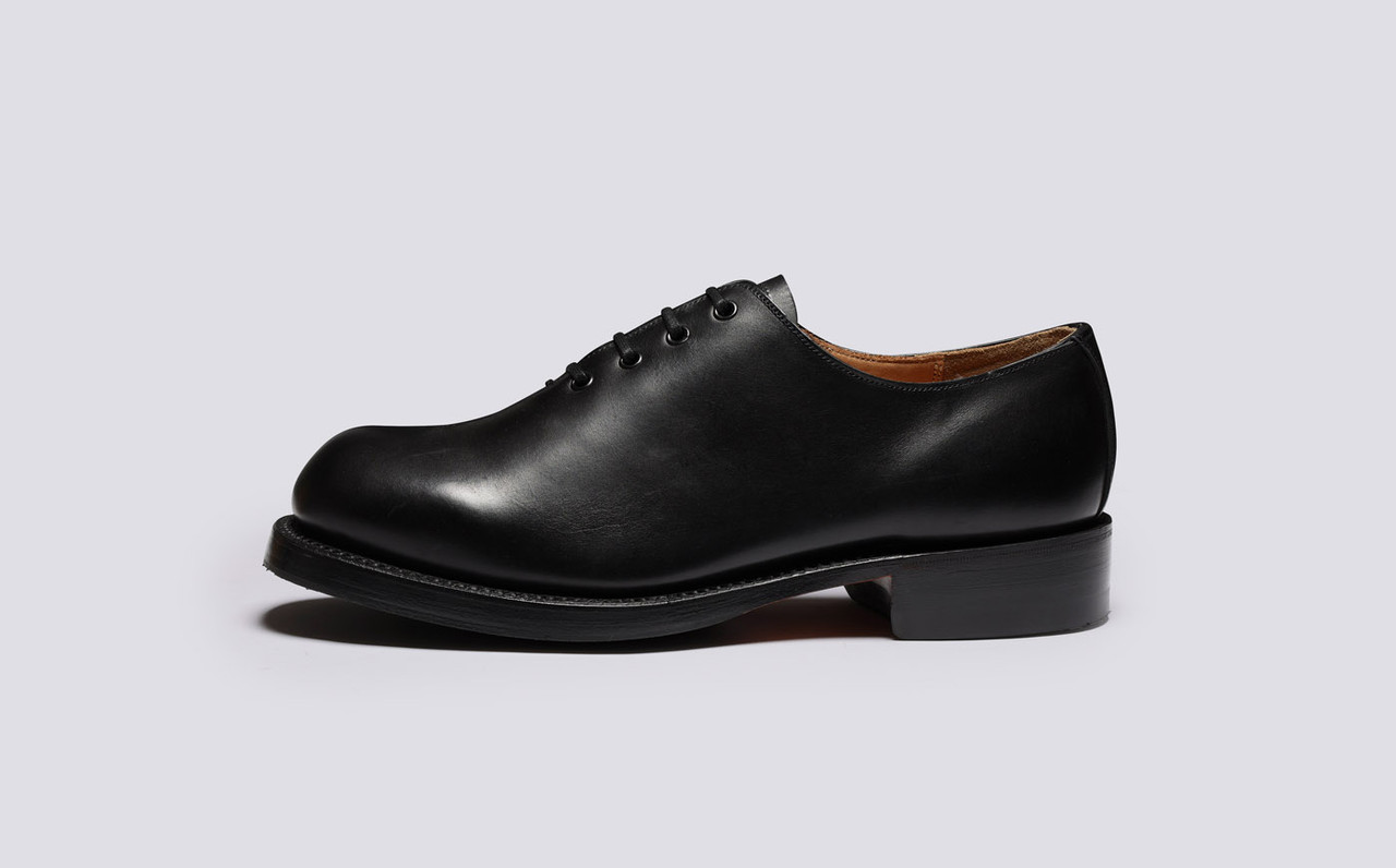 Mens wholecut shoes shop