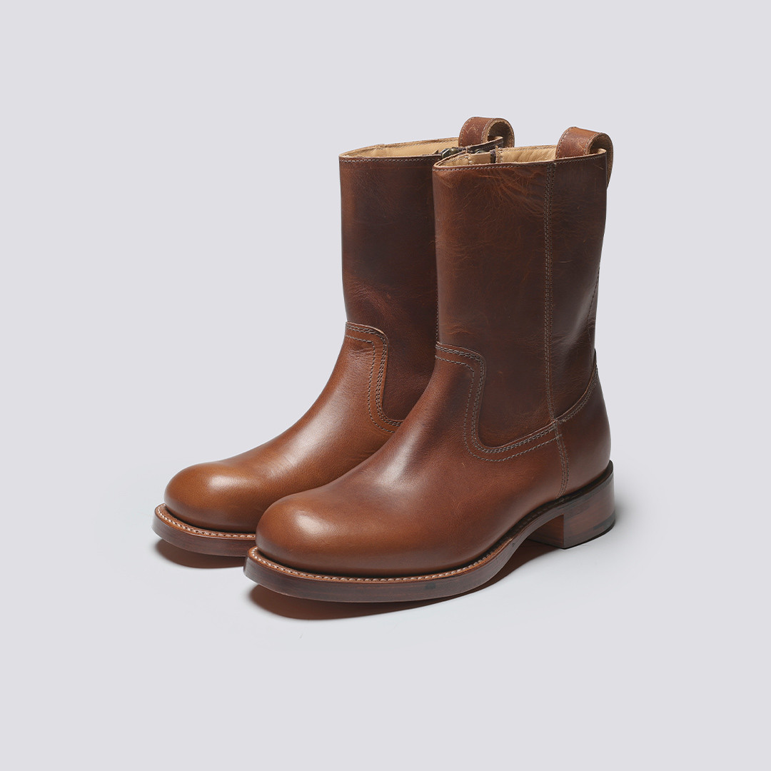 ymcbrown_114703_threeequarters