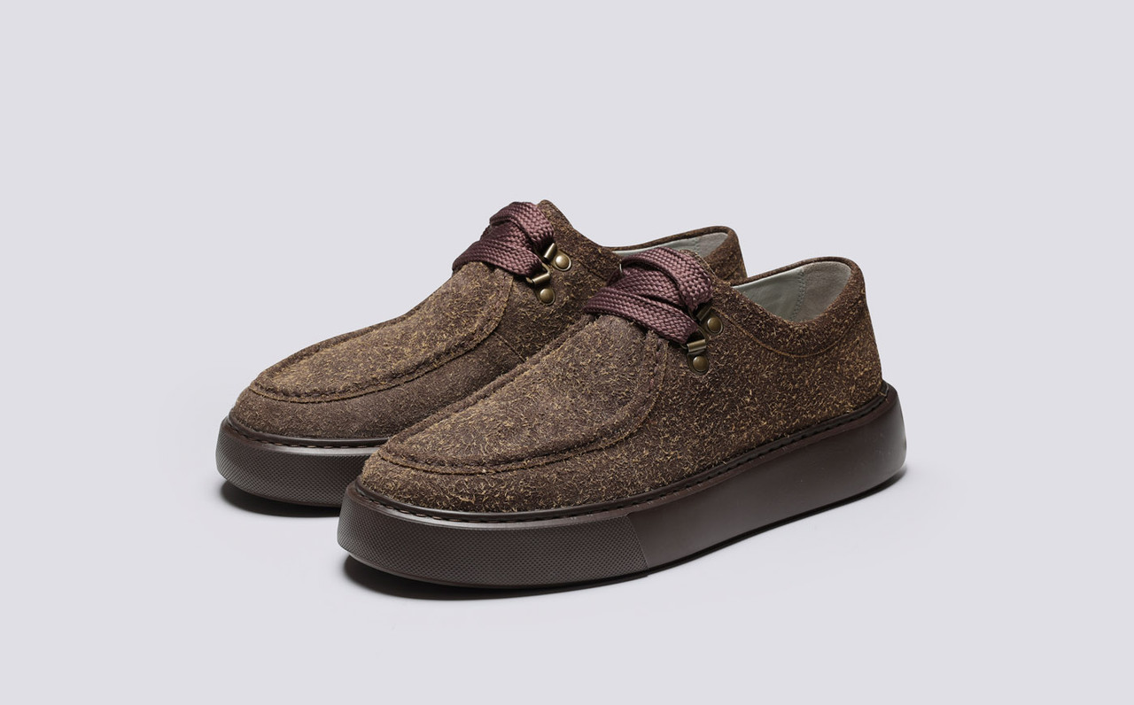 sneaker41_114636_threeequarter