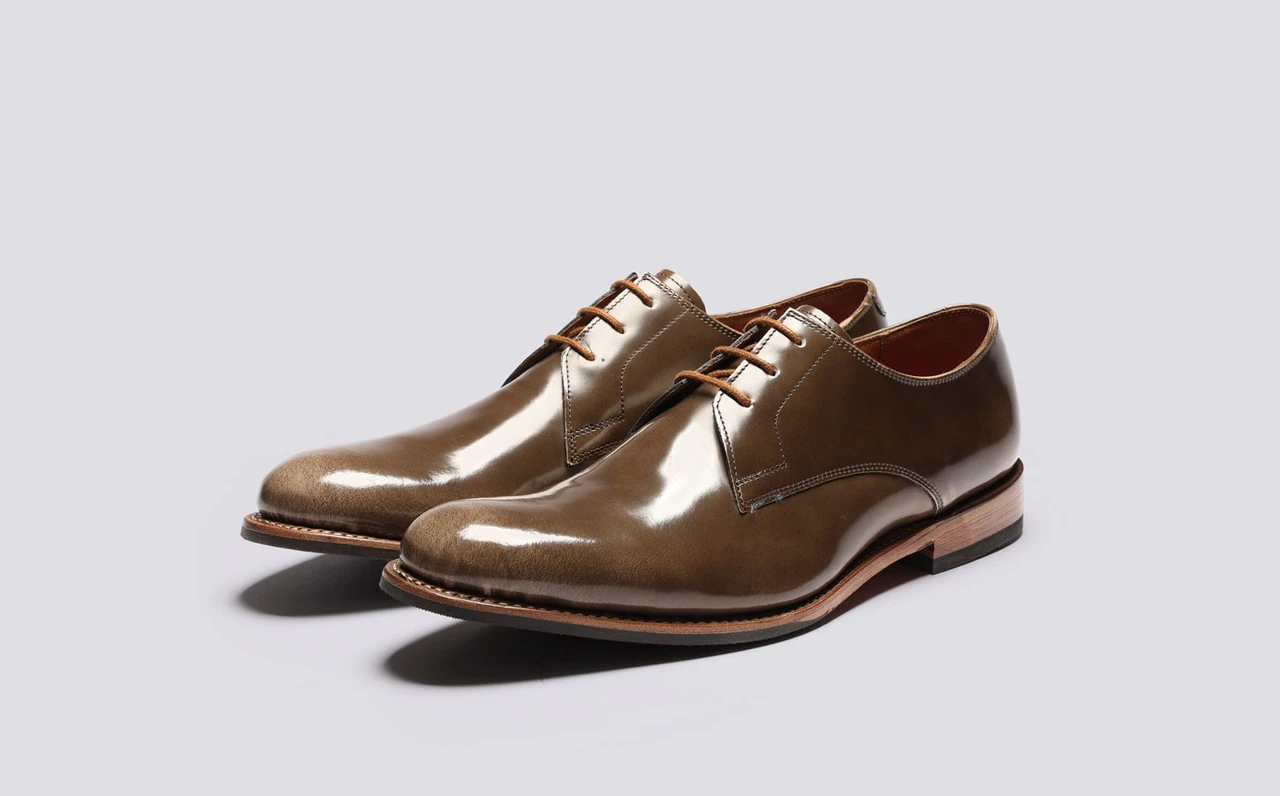 Gardner | Mens Derby Shoes in Taupe Rub Off Leather. Goodyear 