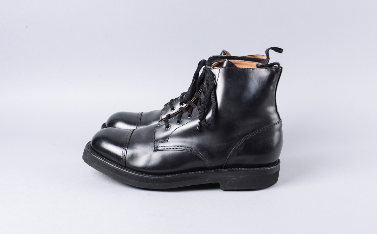Desmond | Refurbished Boots in Black Polished Leather | Grenson