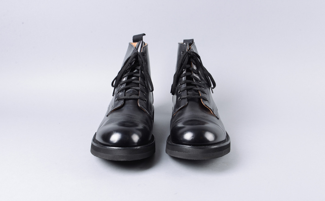 Desmond | Refurbished Boots in Black Polished Leather | Grenson