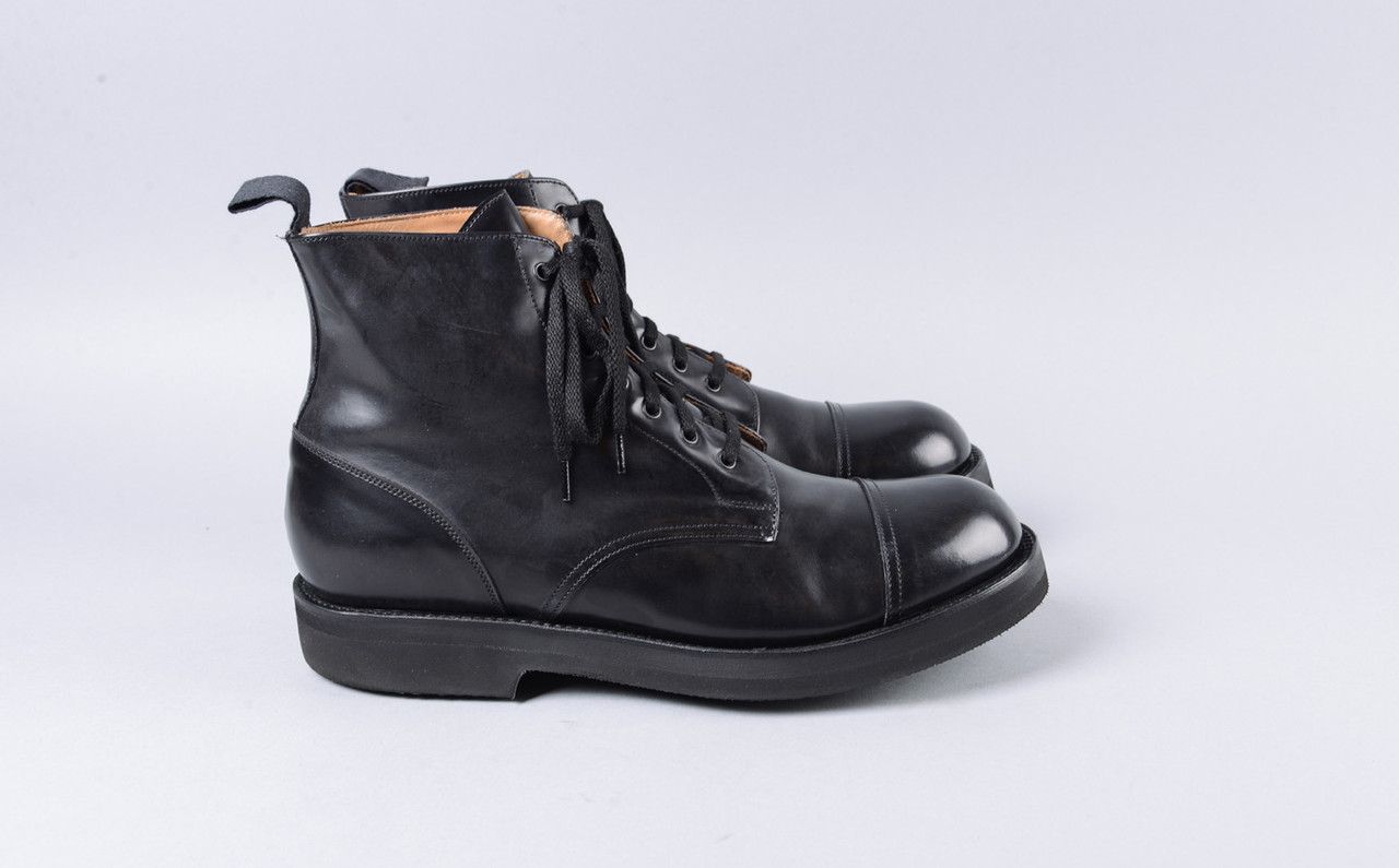 Desmond | Refurbished Boots in Black Polished Leather | Grenson