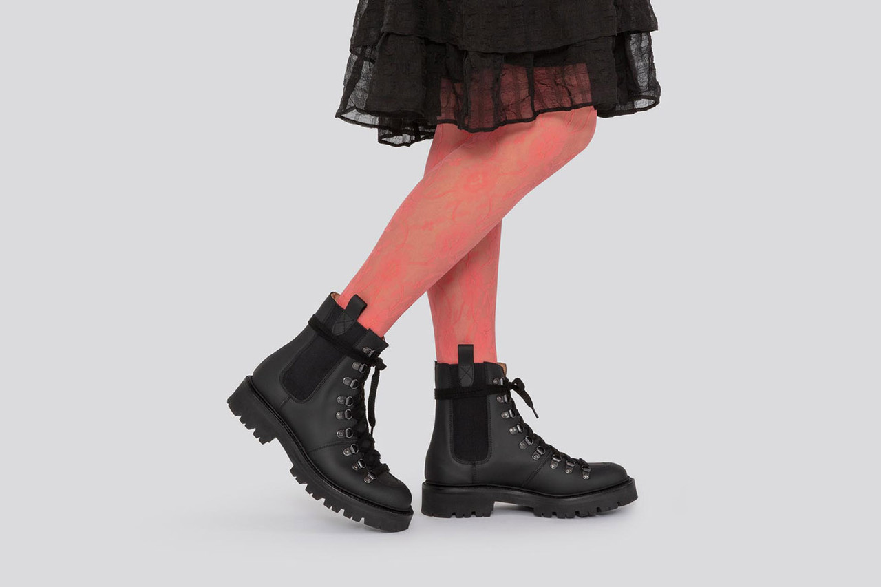 Nanette Pull On Womens Hiker Boots in Black Rubberised Leather