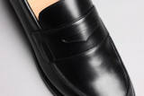 Epsom | Mens Loafers in Black Leather | Grenson - Detail View