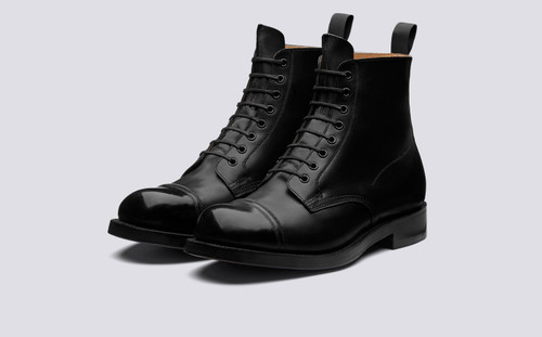Grenson Shoe 9 in Black Calf Leather - 3 Quarter View