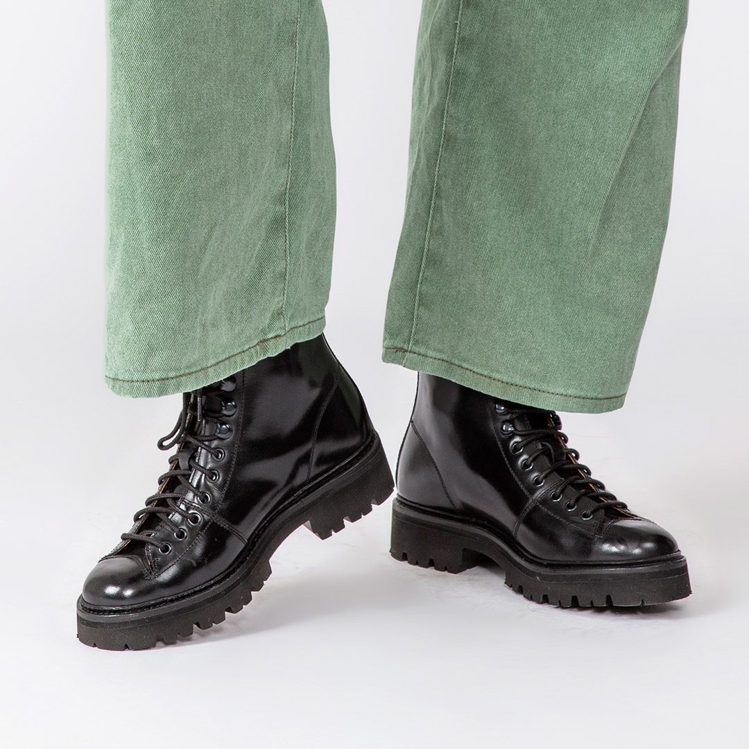 WOMEN'S BOOTS