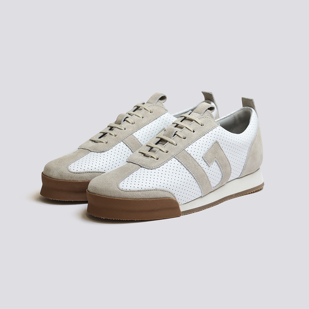 Sneaker 51 Womens Trainers in Perforated White Grenson
