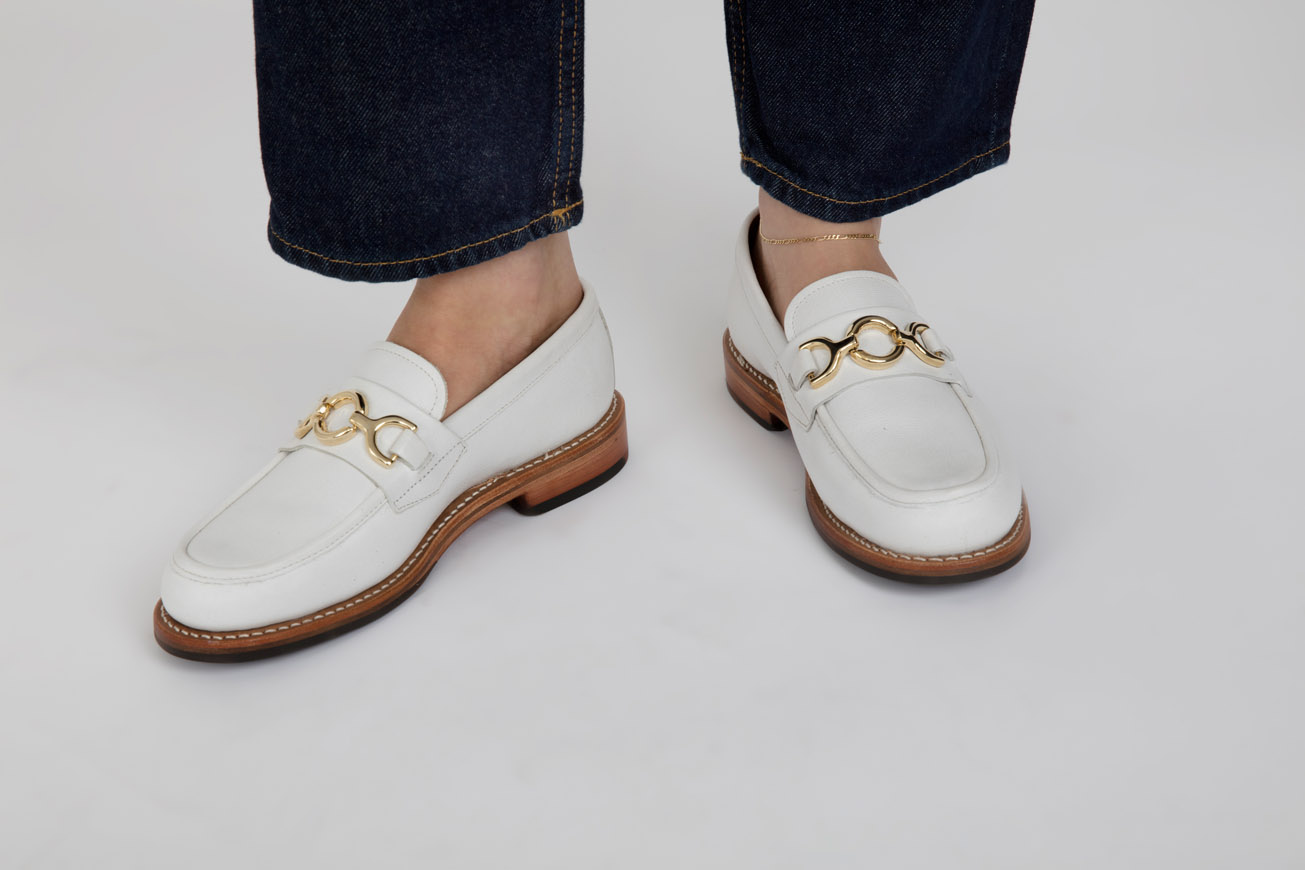 Nina Womens Loafers in White Tumbled Leather Grenson