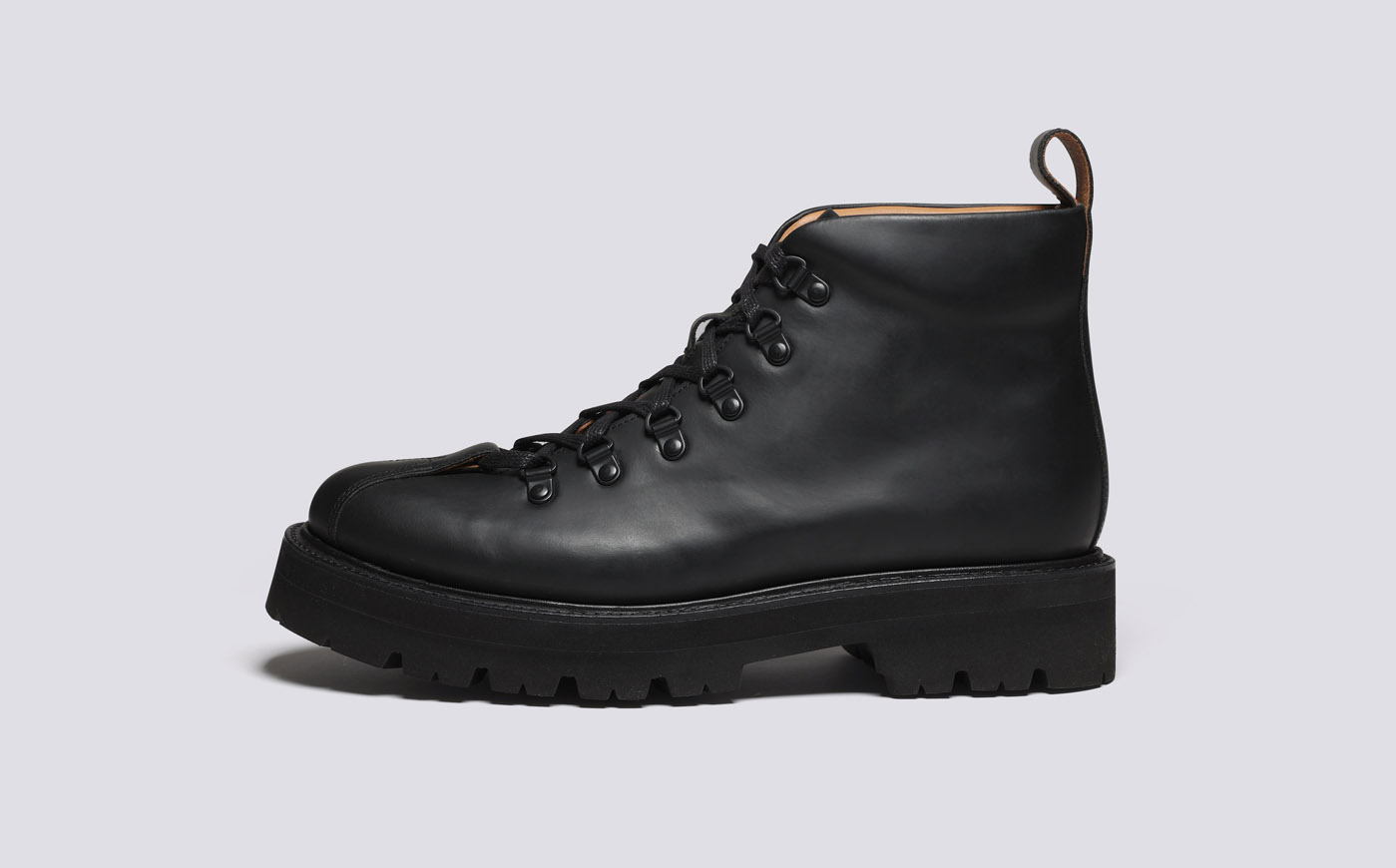 Bobby Mens Hiker Boots in Black Rubberised Leather Grenson