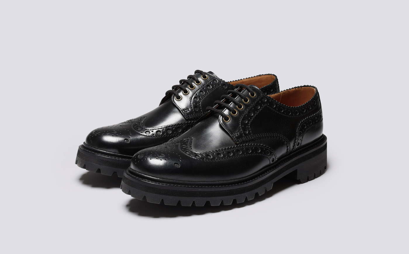 Archie Mens Brogues in Black Leather Commando Sole Grenson