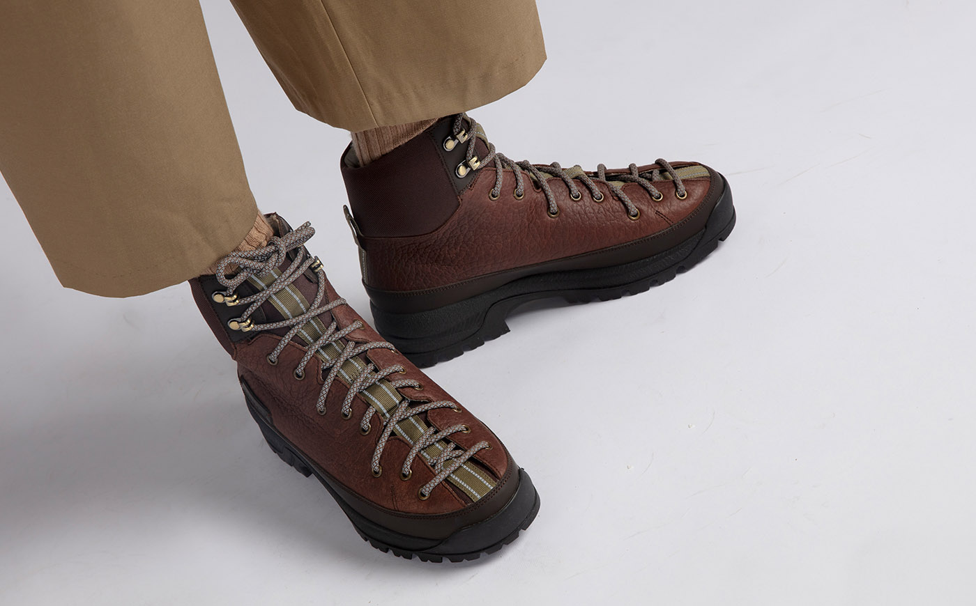 【メーカー包装済】 Womens | 71 Sneaker Boots Grenson | Sole Vibram on Brown in 靴