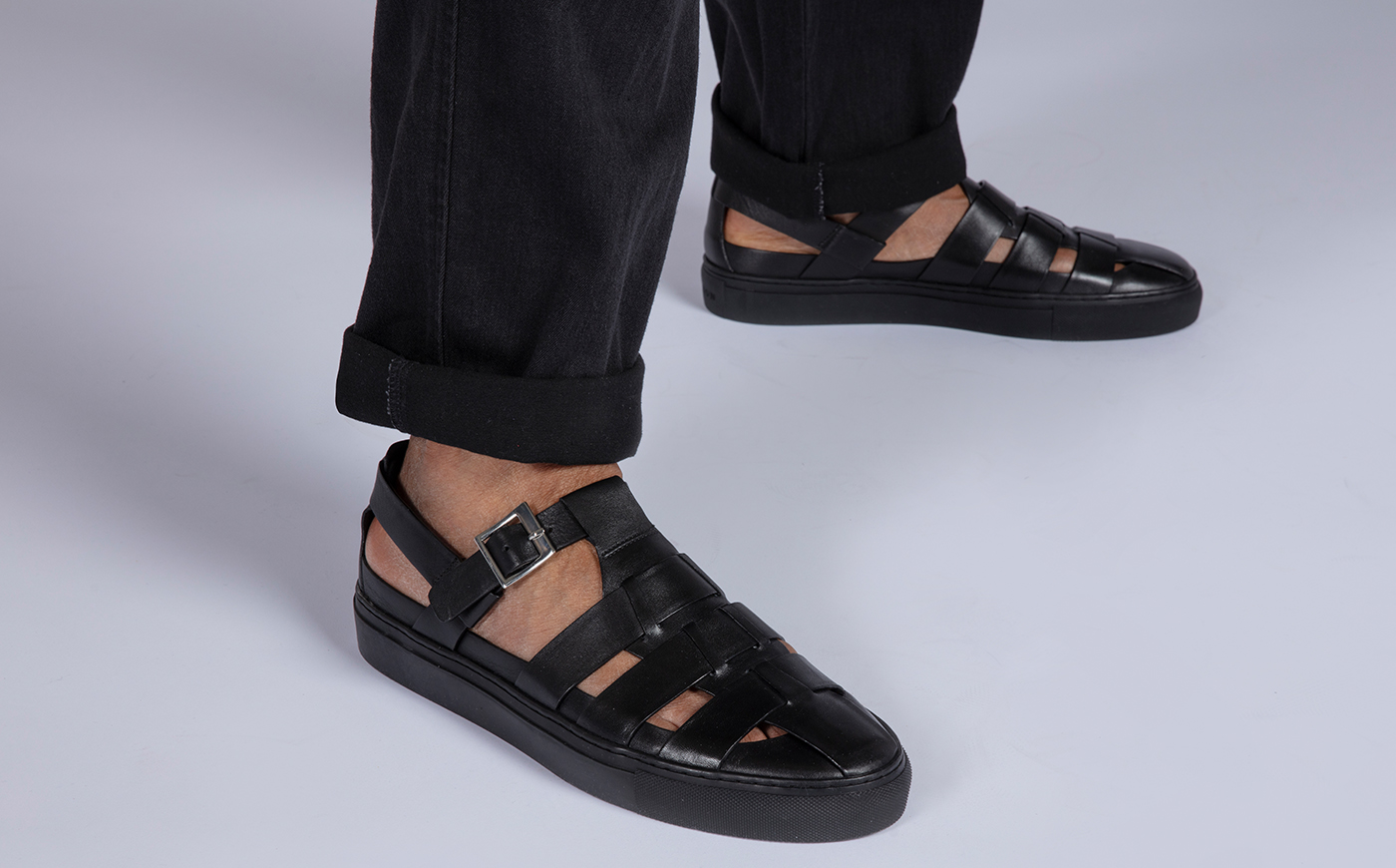 Sneaker 88 | Mens Fisherman Sandal Hybrid in Black | Grenson